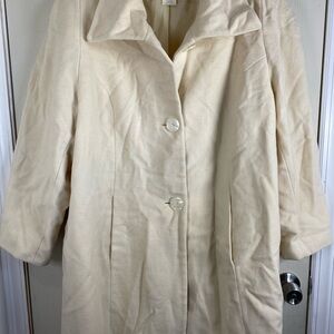 Elegant Cream Women's Coat